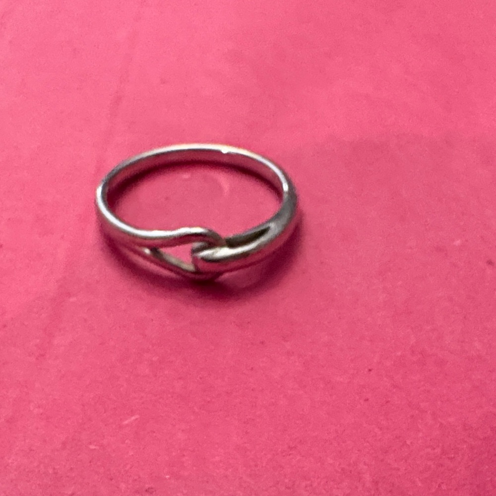 Elegant Silver Knot Ring